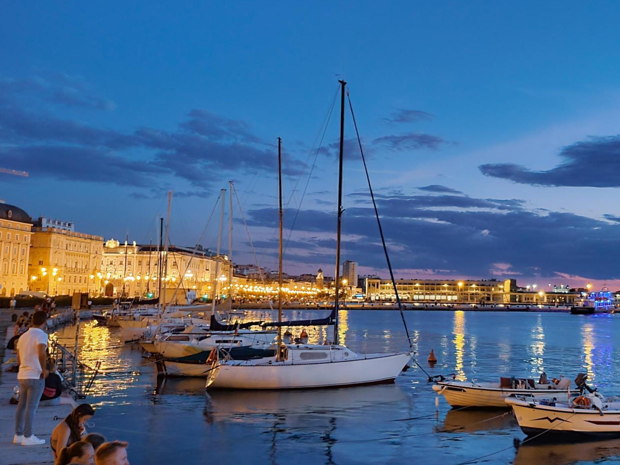 B&B Excelsior Trieste Ngoại thất bức ảnh